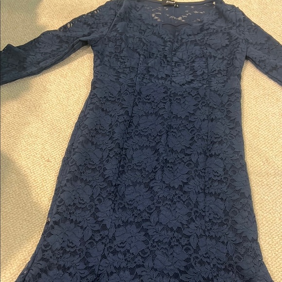 Dresses & Skirts - Elegant Navy Lace Dress